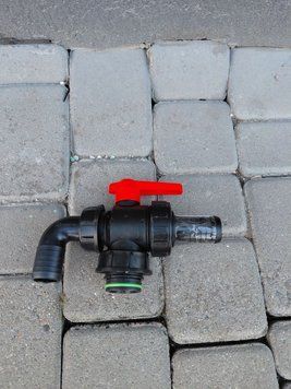 Кран трьох ходовий під фільтр обприскувача на шланг 32 для закачування води Кран трьох ходовий фото