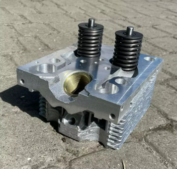 Головка Т-25 Т-40 Т-16 під свічку накалу (вир-во Польша) Д144-1003008 Д144-1003008 фото